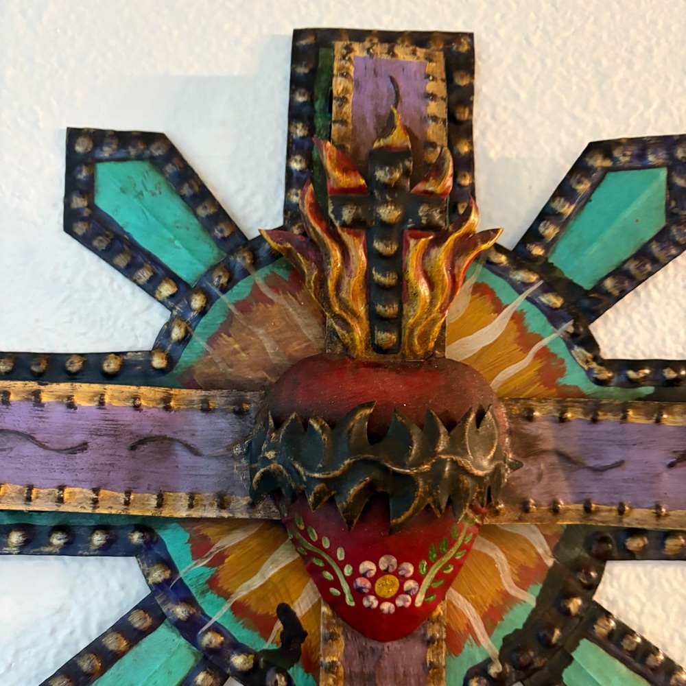 Mexican Tin Art Cross - Picture 2 of 6